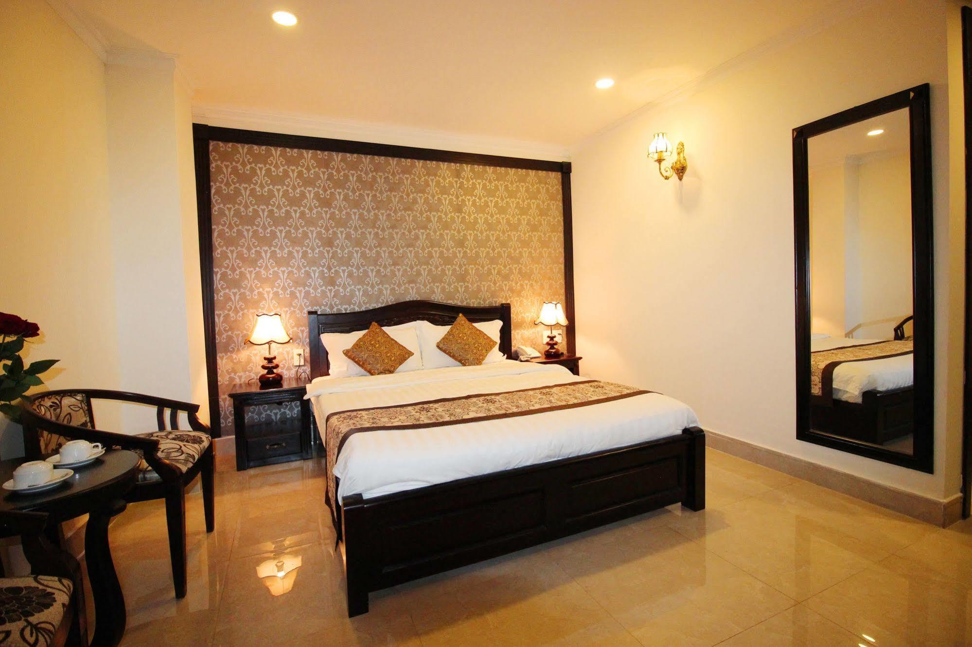 Royal Dalat Hotel Luaran gambar